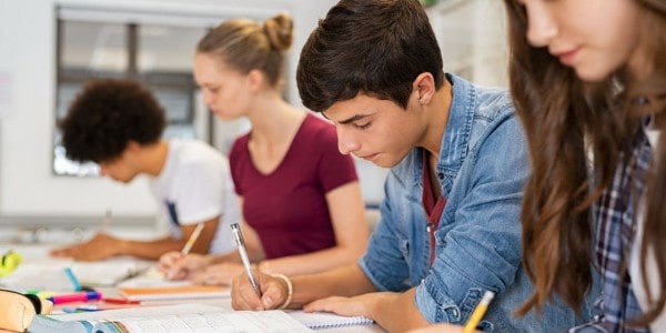 LGS Hazırlık Sürecinde Son 2 Ay: Ders Çalışma Taktikleri ve Başarı Rehberi